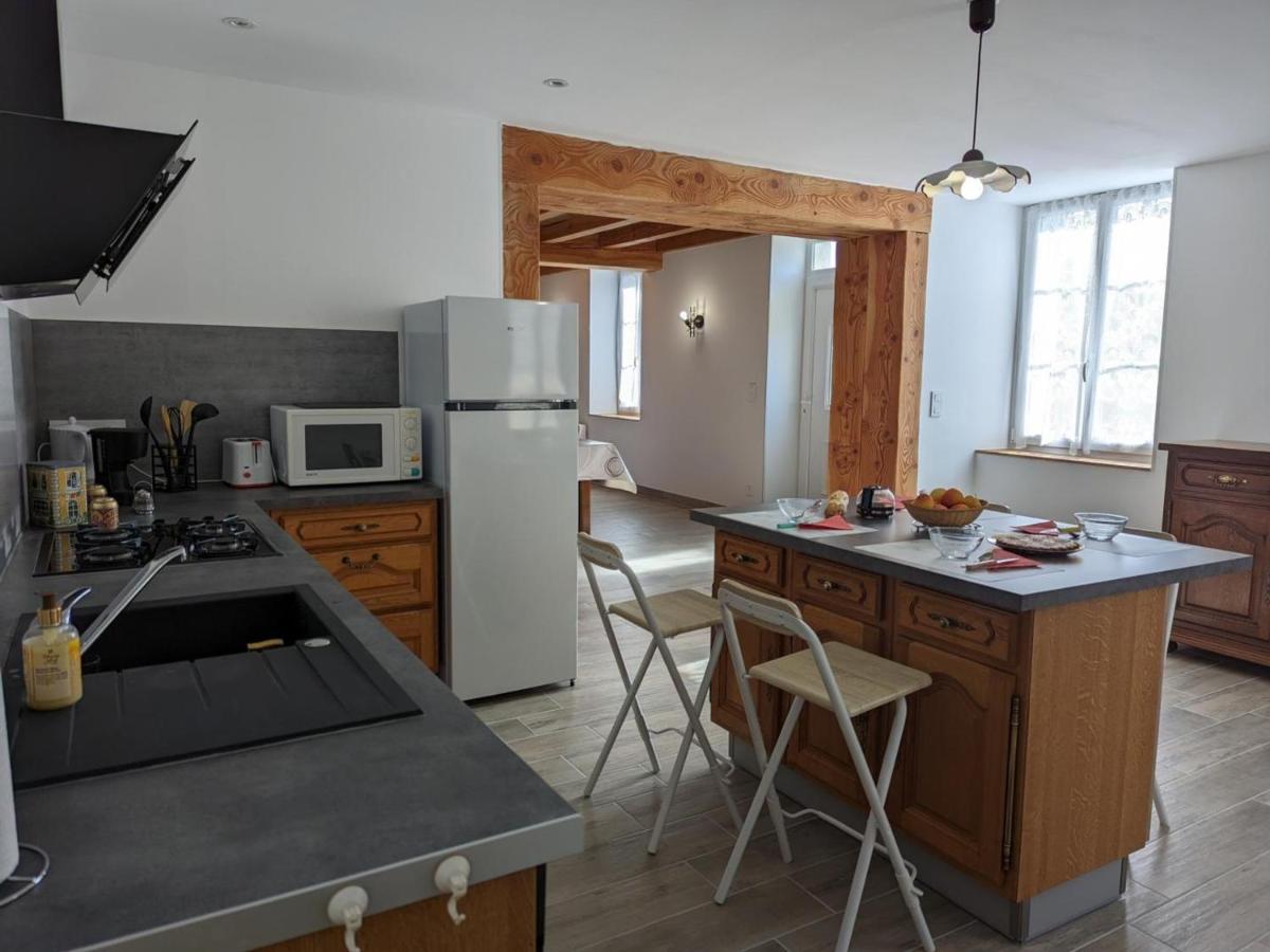 Maison Lumineuse Avec Cour Privative, Proche Sites Culturels, Tout Confort, Equipe Bebe, Wifi Inclus - Fr-1-653-98 Puyreaux ภายนอก รูปภาพ