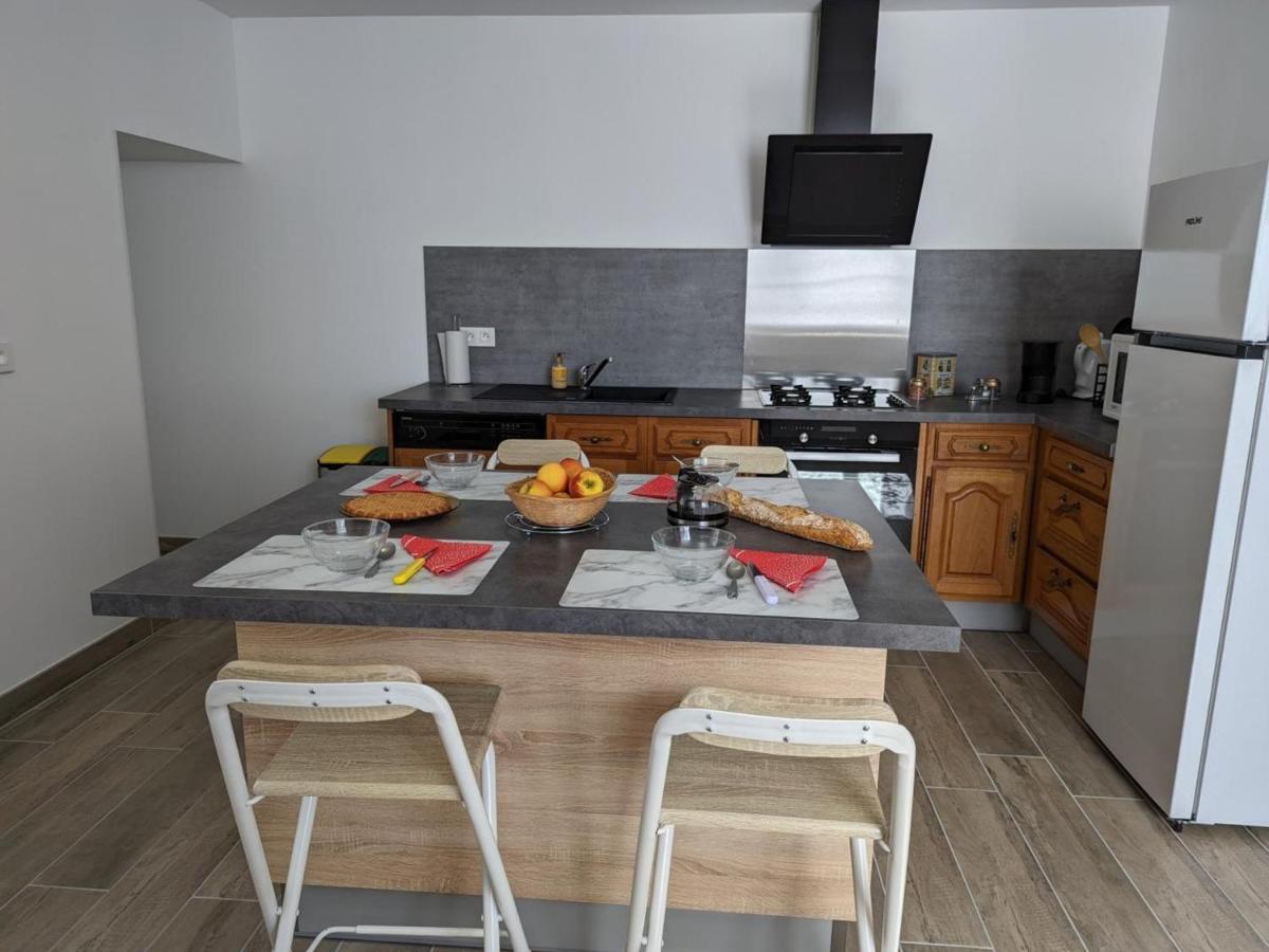 Maison Lumineuse Avec Cour Privative, Proche Sites Culturels, Tout Confort, Equipe Bebe, Wifi Inclus - Fr-1-653-98 Puyreaux ภายนอก รูปภาพ