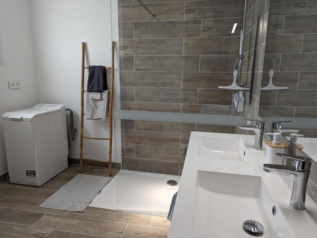 Maison Lumineuse Avec Cour Privative, Proche Sites Culturels, Tout Confort, Equipe Bebe, Wifi Inclus - Fr-1-653-98 Puyreaux ภายนอก รูปภาพ